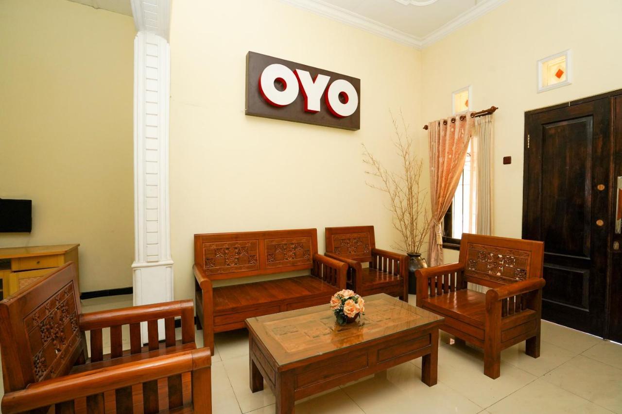 Oyo 1087 Homestay Potato House Bromo Exterior foto