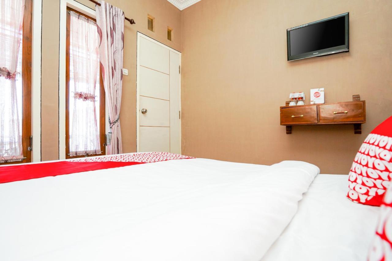 Oyo 1087 Homestay Potato House Bromo Exterior foto